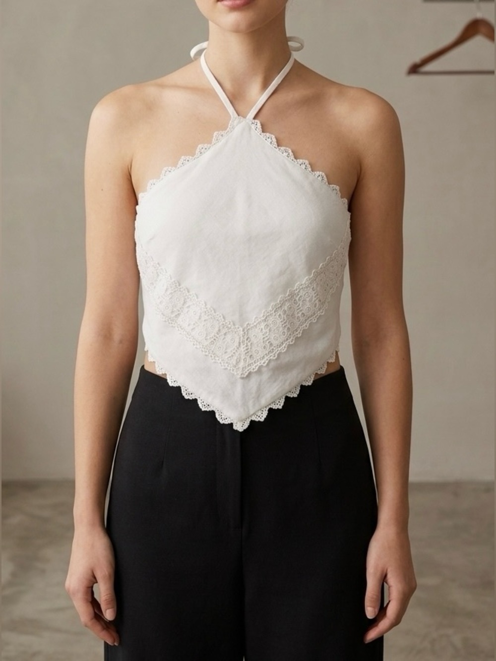Mable Fernanda White Ivory Lace Halter Top Size M Linen Blend Bandana Crop Boho